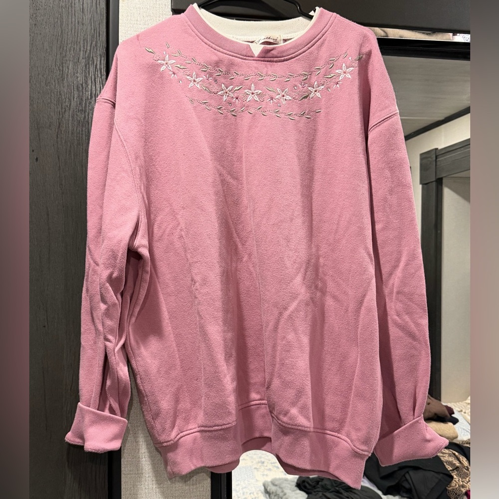 feathers Pink Embroidered Crewneck Sweatshirt
